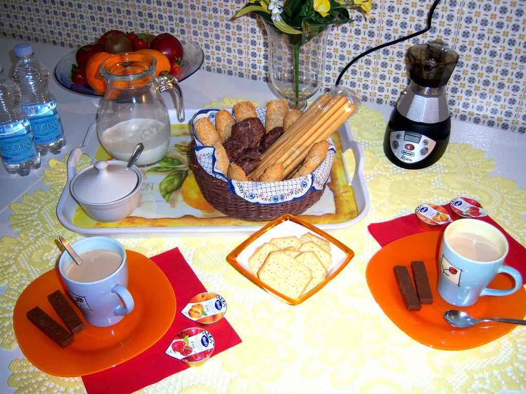 Bed And Breakfast Geckos Μπρίντιζι Εξωτερικό φωτογραφία