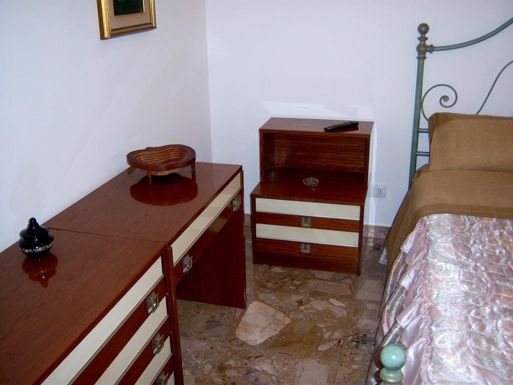 Bed And Breakfast Geckos Μπρίντιζι Εξωτερικό φωτογραφία